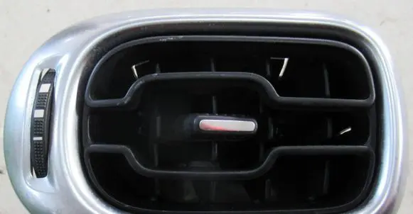 Citroen C3 Dash center air vent grill 9682570377