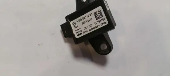 Mercedes-Benz S W221 Airbag deployment crash/impact sensor A0038201926 5WK43446 05T327