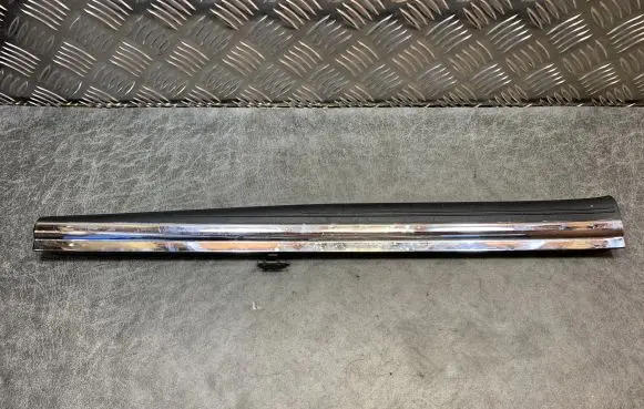Mercedes-Benz CLS C219 Side skirt rear trim A2196800535