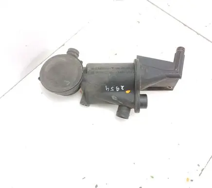 Porsche 911 996 Oil breather separator 99610702352 3931070906