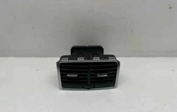 Audi A6 S6 C6 4F Rear air vent grill 4F0819203C