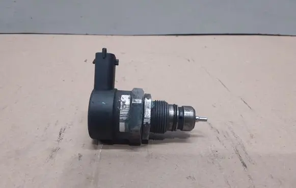 Fuel pressure sensor