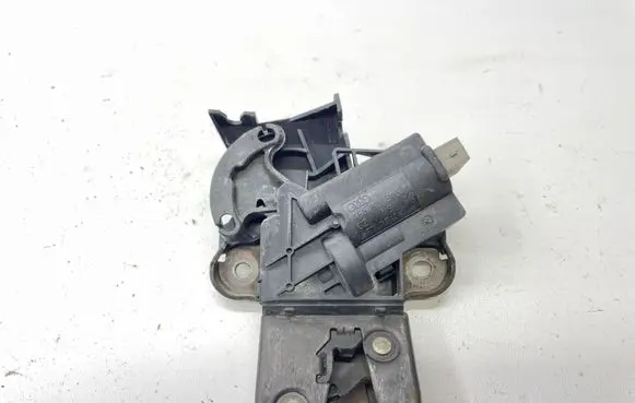 Tailgate/trunk/boot lock/catch/latch