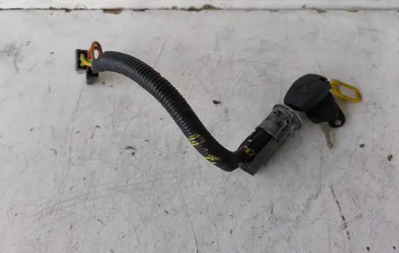 Opel Vivaro Ignition lock