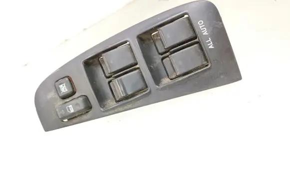 Toyota Avensis T250 Electric window control switch 8482005100 37168A125B06