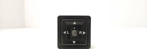 Mitsubishi Pajero Wing mirror switch 2775