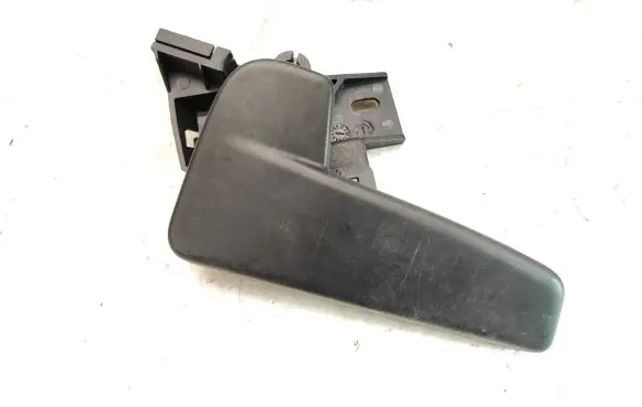 Volkswagen Golf VII Engine bonnet (hood) release handle 517823633