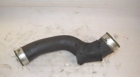 Mercedes-Benz E W211 Intercooler hose/pipe A2115284282