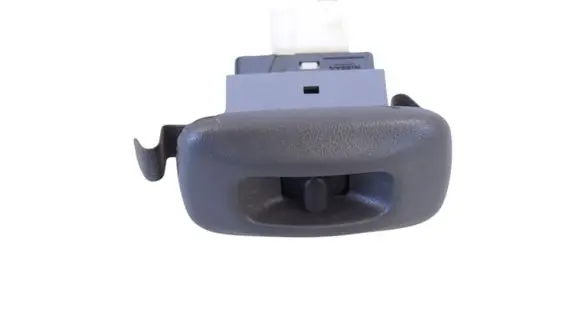 Nissan Navara D22 Electric window control switch 8296028700 8296028702