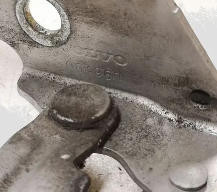 Volvo S60 Tailgate/trunk/boot hinge 3064960