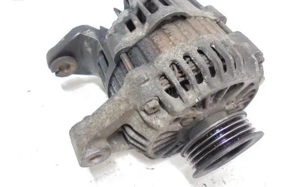 Dacia Logan I Generator/alternator 8200400890