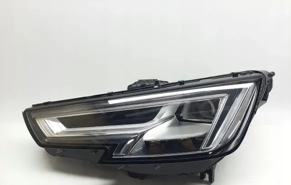 Audi A4 S4 B9 8W Headlight/headlamp 8W0941033C