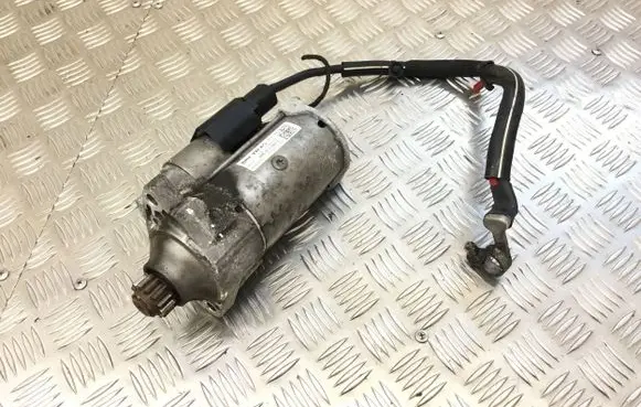 Volkswagen PASSAT B8 Starter motor 02E911022C