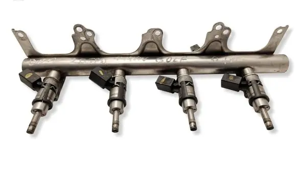 Volkswagen Golf V Fuel main line pipe 06F133317 2900902761