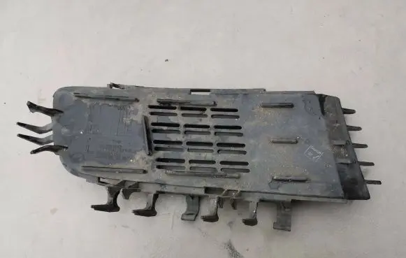 Opel Vectra C Front bumper lower grill 09186129 794000005 0551004542