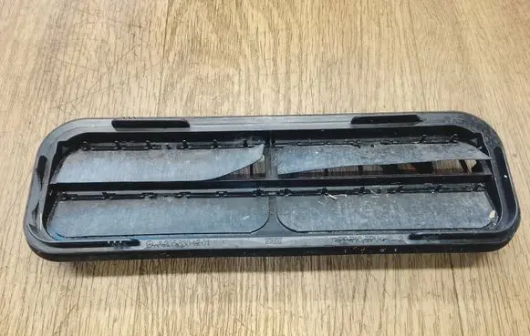 Mercedes-Benz C W205 Quarter panel pressure vent A2058301201