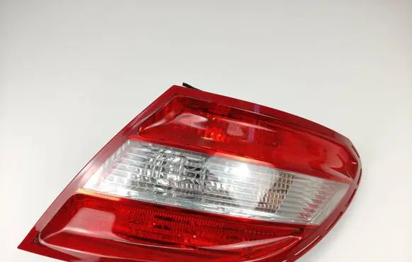 Mercedes-Benz C W204 Rear/tail lights 2048200264