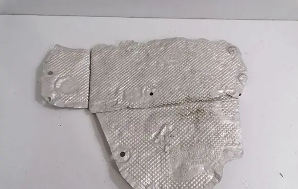 BMW 3 F30 F35 F31 Heat shield in engine bay 7241758