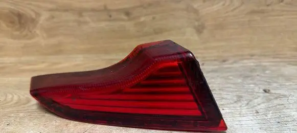 Volvo C70 Tailgate rear/tail lights