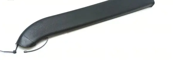 Front door glass trim molding