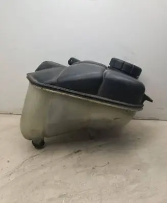 Coolant expansion tank/reservoir