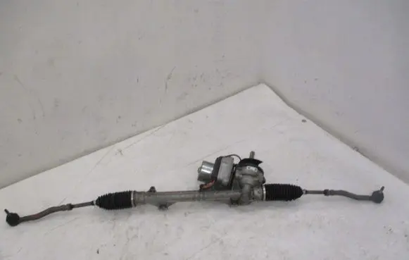 Peugeot 208 I Steering rack 6820000190