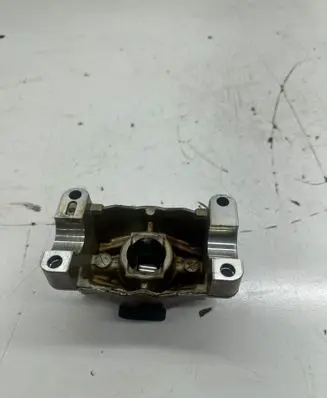 BMW 7 F01 F02 F03 F04 Other cylinder head part 7567866