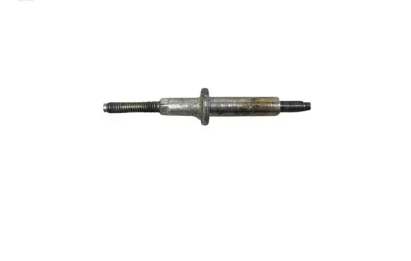 Mazda 6 Fuel Injector clamp holder 