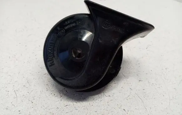 BMW 5 E60 E61 Horn signal 6935987 61336935987