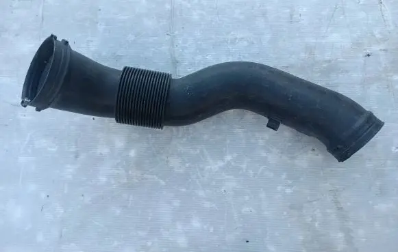 Audi A8 S8 D4 4H Air intake duct part 4H0129615D