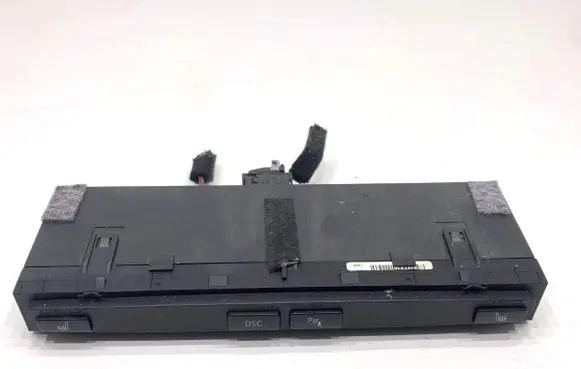 BMW 5 E60 E61 Seat heating switch 6949452