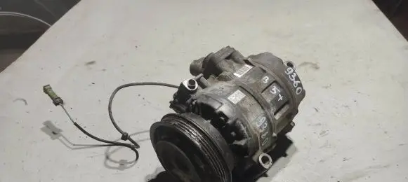 Volkswagen PASSAT B5.5 Air conditioning (A/C) compressor (pump) 4472208180 8D0260808 7SBU16C