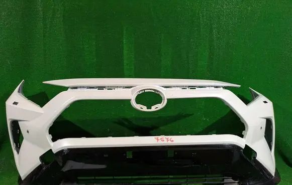 Toyota RAV 4 (XA50) Front bumper