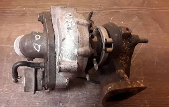 Toyota Corolla E120 E130 Turbo 1720127060 05237A VB110203
