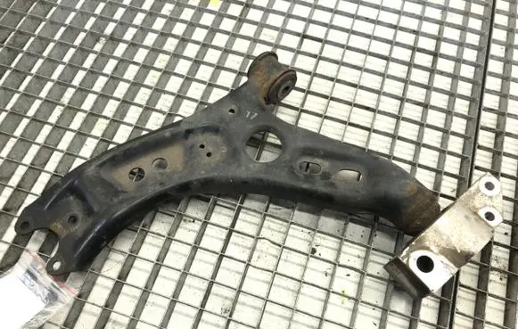 Volkswagen Golf VI Front control arm 1K0407151BC