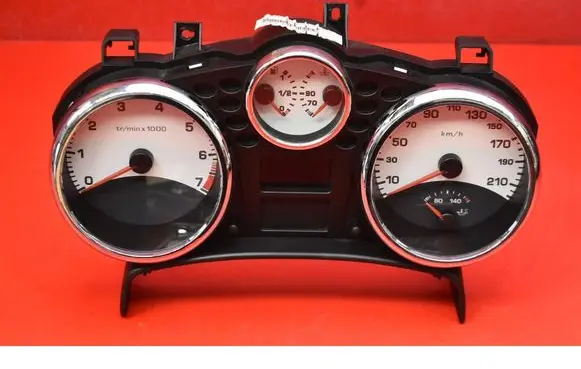 Speedometer (instrument cluster)