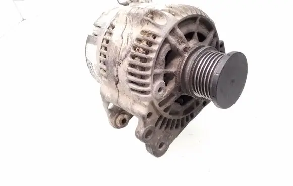 Volkswagen Caddy Generator/alternator 028903018A F22535511 F22882491