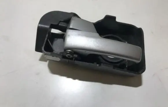 Ford Mondeo Mk III Rear door interior handle 1s71f22601af 1s71-f22601-af