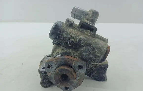 Mercedes-Benz C W203 Power steering pump