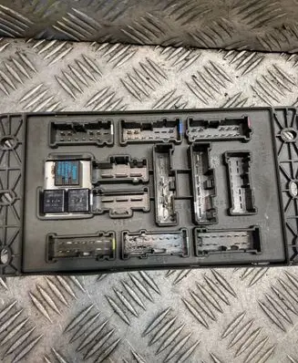 Fuse box set