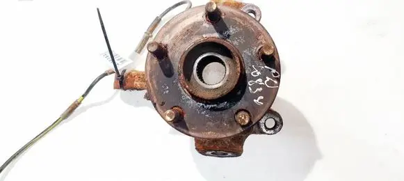 Toyota Avensis T250 Front wheel hub 