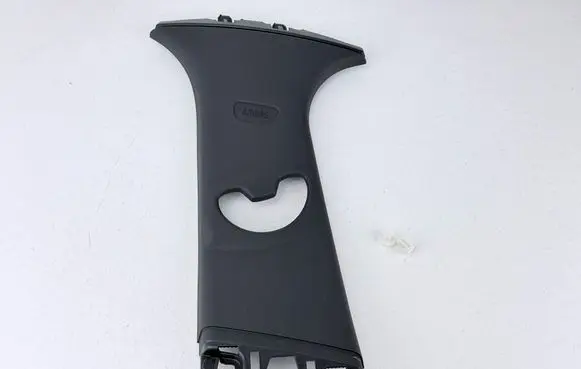 BMW 1 F20 F21 (B) pillar trim (top) 7221025