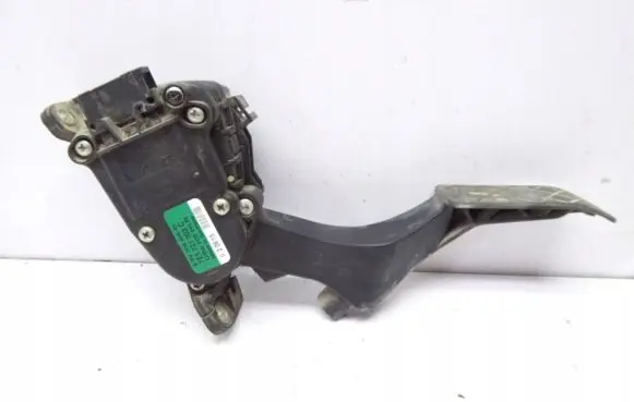 Volkswagen Transporter - Caravelle T5 Accelerator throttle pedal 7E1721503C