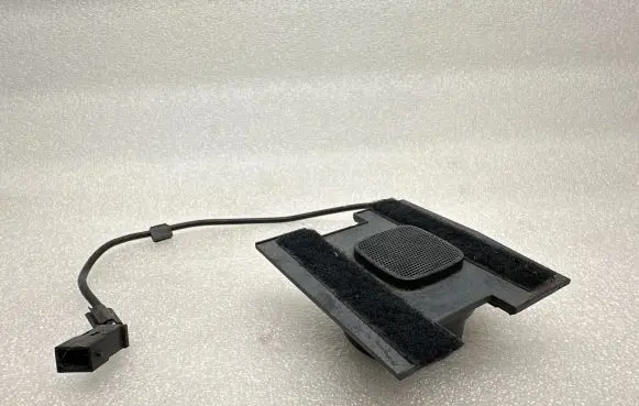 Audi A6 S6 C5 4B Panel speaker 4B0035411B