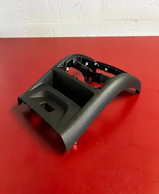 Rear air vent grill