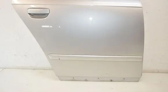 Audi A4 S4 B7 8E 8H Rear door