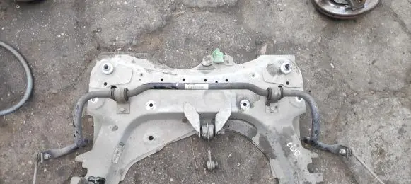 Renault Clio IV Front axle beam 