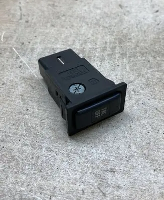 Toyota Avensis T250 ESP (stability program) switch TR8801