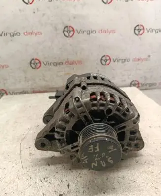 Hyundai Santa Fe Generator/alternator 373002F100 FG15S034