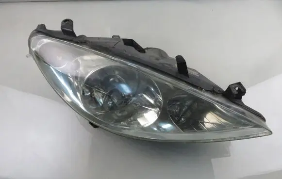 Peugeot 307 Headlight/headlamp 9641615680